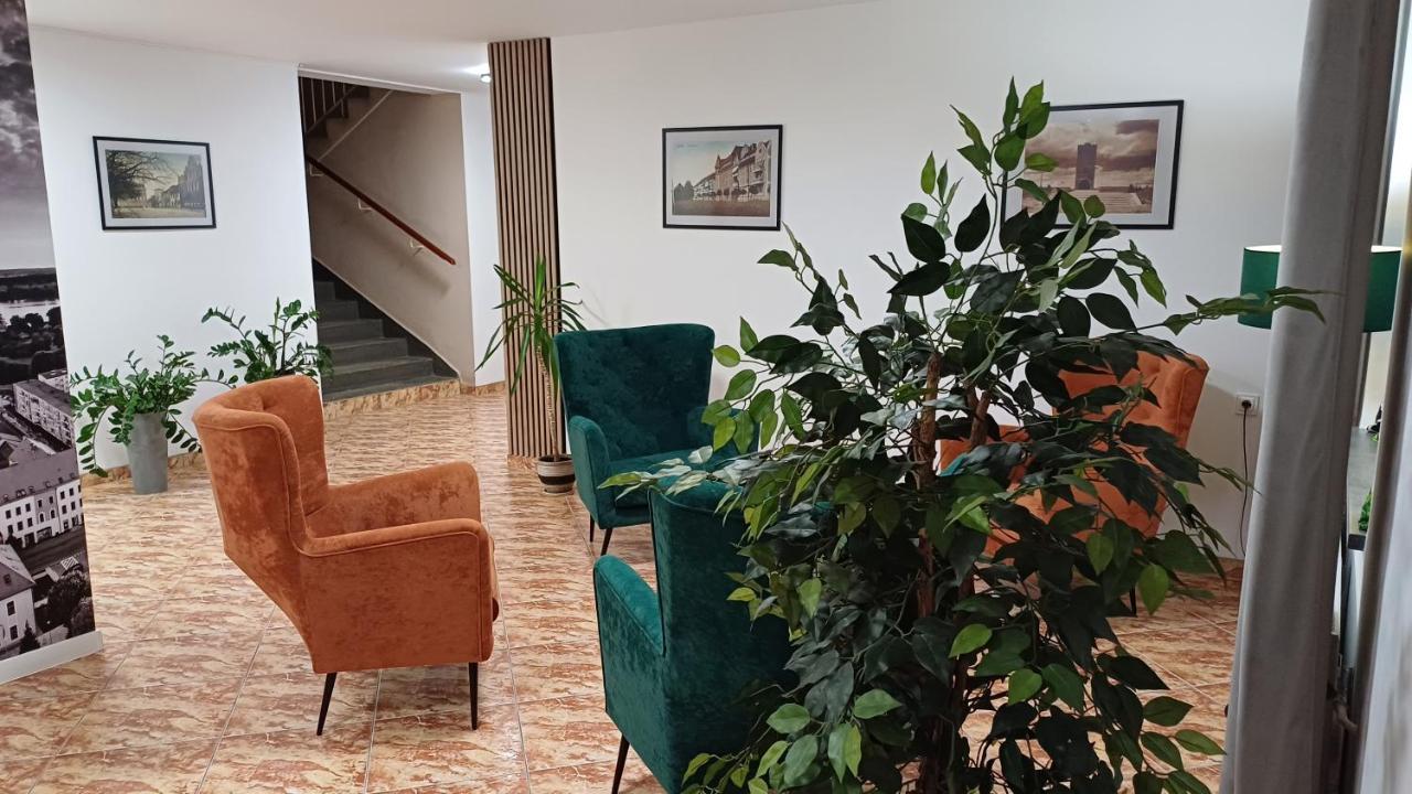 Hotel Piast Мишлібуж Екстер'єр фото