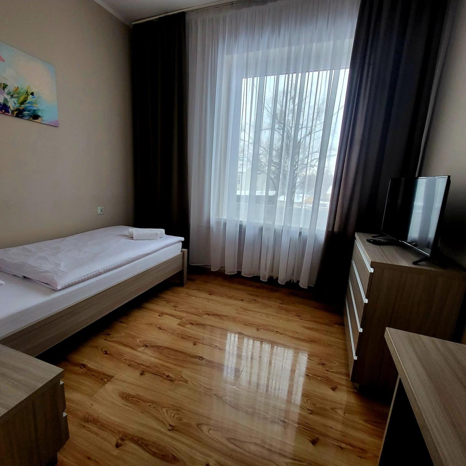 Hotel Piast Мишлібуж Екстер'єр фото