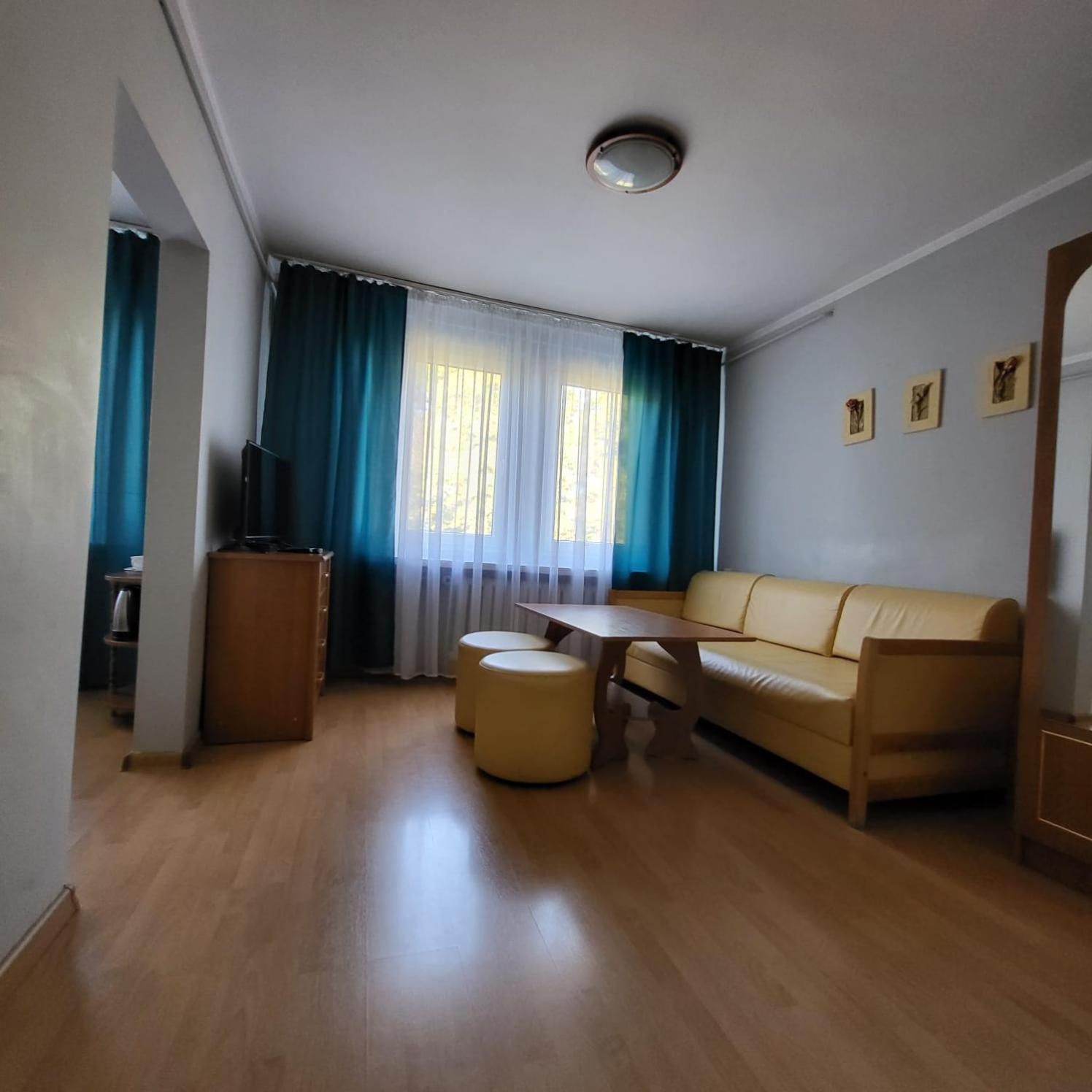 Hotel Piast Мишлібуж Екстер'єр фото