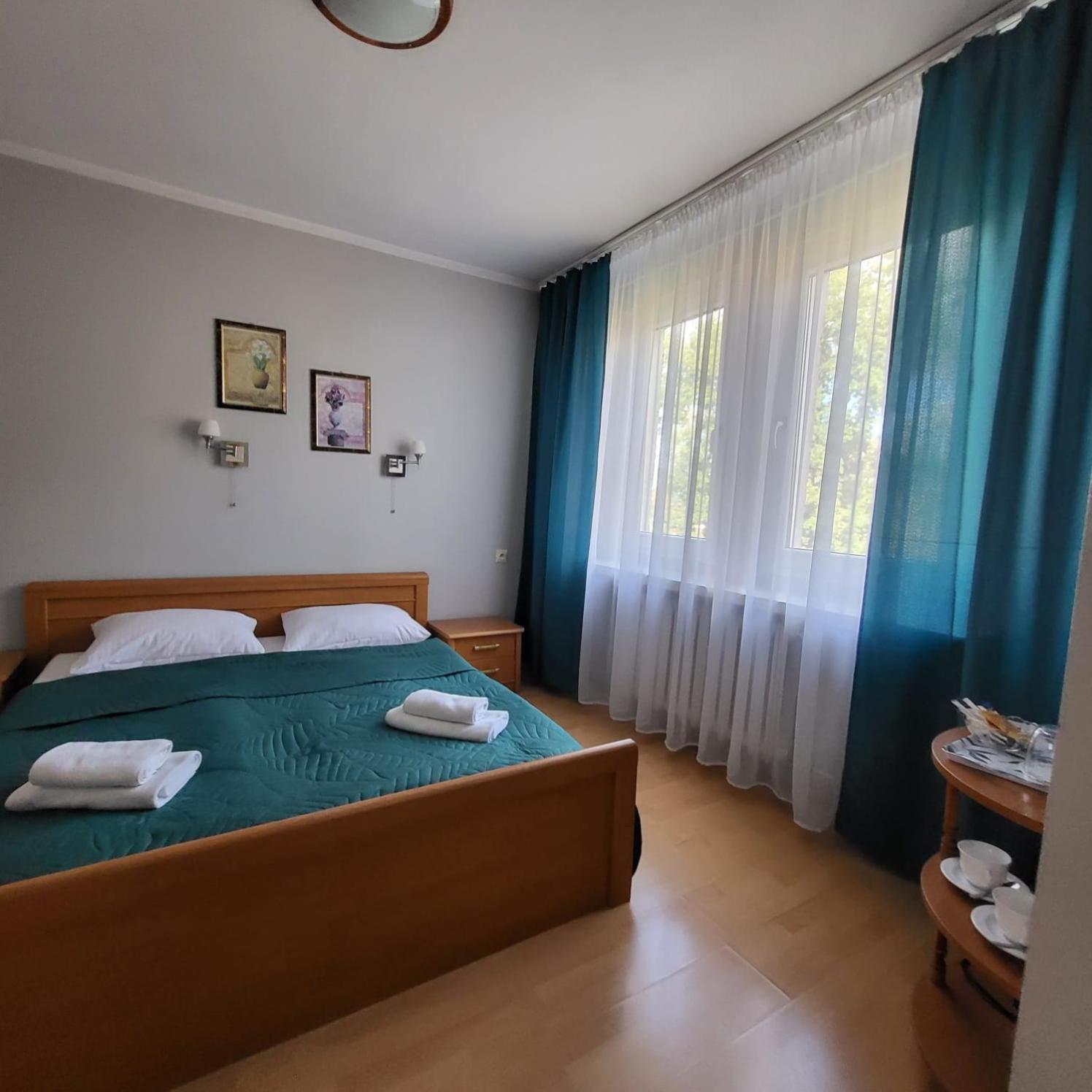 Hotel Piast Мишлібуж Екстер'єр фото