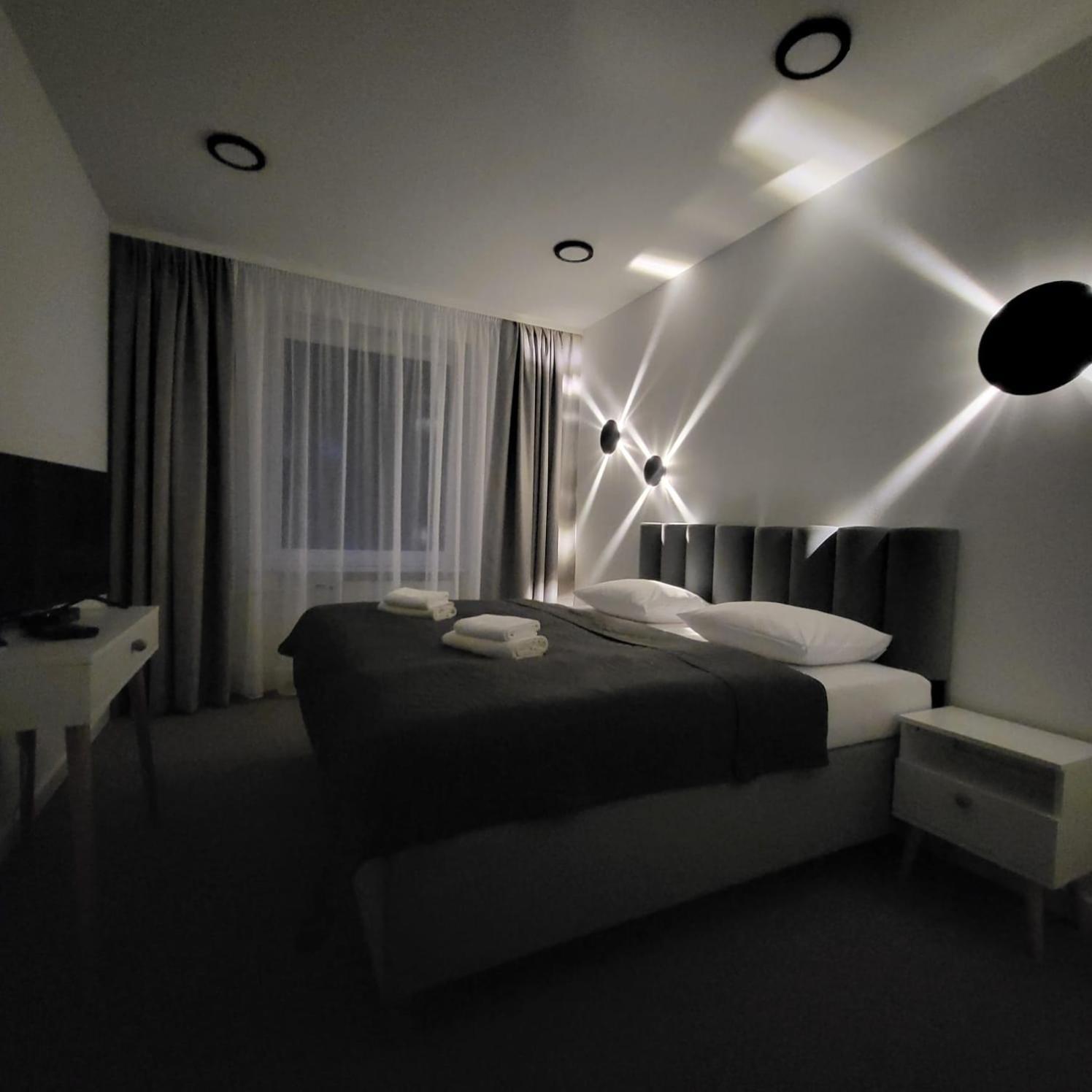 Hotel Piast Мишлібуж Екстер'єр фото