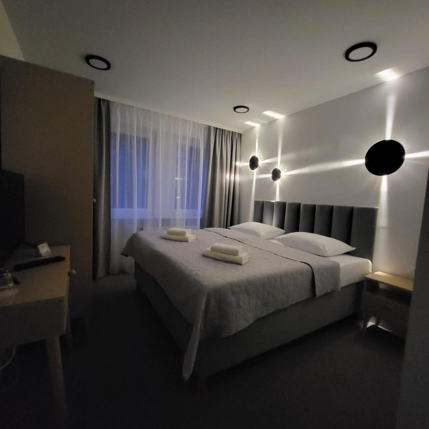 Hotel Piast Мишлібуж Екстер'єр фото